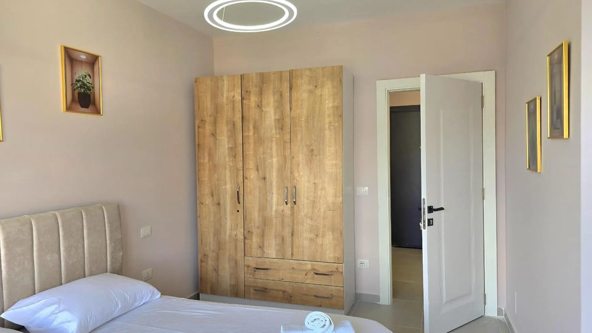 Holiday Apartment In Golem 095 Голем